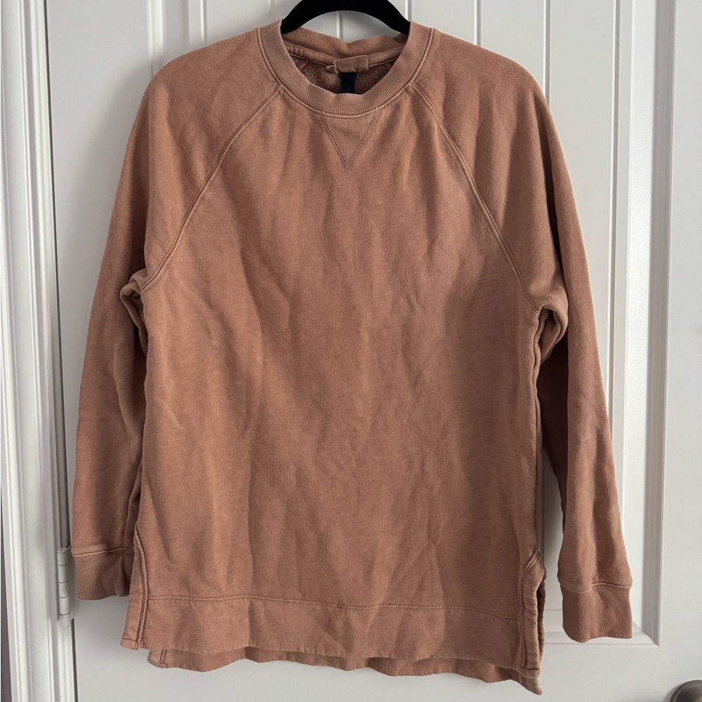Universal Thread apricot Crewneck Sweater